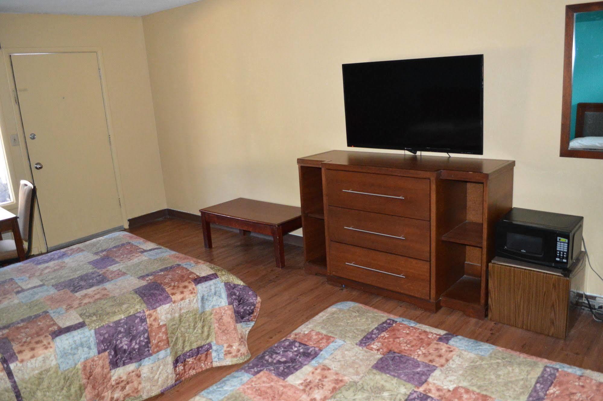 Sun Down Lodge Локъст Гроув Екстериор снимка